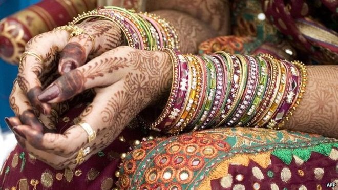 Indian woman says was forced to marry Pakistani man on gunpoint Indian woman says was forced to marry Pakistani man on gunpoint