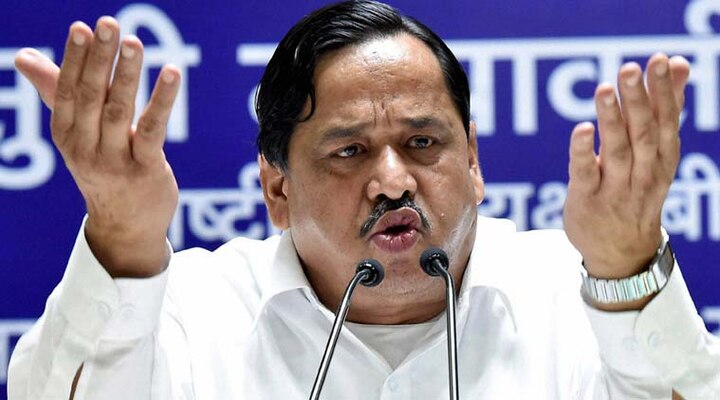 BSP expels senior leader Naseemuddin Siddiqui, son Afzal for 'anti-party activities' BSP expels senior leader Naseemuddin Siddiqui, son Afzal for 'anti-party activities'