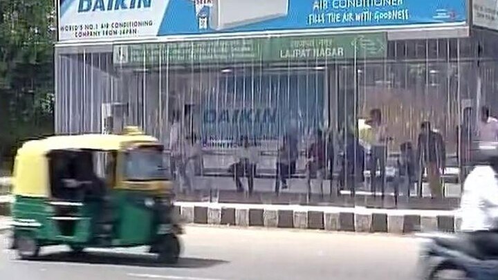 Delhi heat: AC installed at South Delhi’s Lajpat Nagar bus stand Delhi heat: AC installed at South Delhi’s Lajpat Nagar bus stand