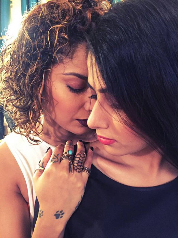 After Nia Sharma, ex-Bigg Boss contestant Diadra Soares gets INTIMATE with female star