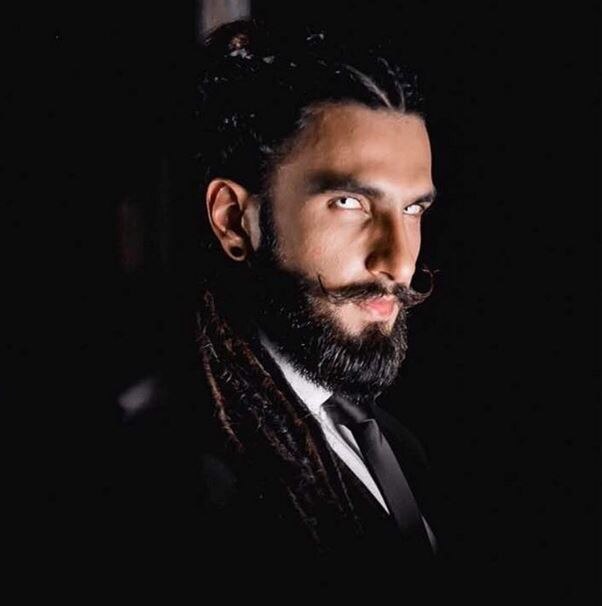 Ranveer's new look is jaw-dropping! Ranveer's new look is jaw-dropping!