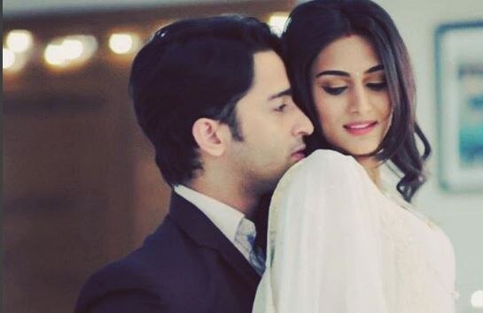 YAY! Erica Fernandes and Shaheer Sheikh are BACK TOGETHER YAY! Erica Fernandes and Shaheer Sheikh are BACK TOGETHER