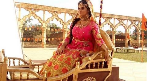 Sneha Wagh faints on 'Sher-e-Punjab: Maharaja Ranjit Singh' set Sneha Wagh faints on 'Sher-e-Punjab: Maharaja Ranjit Singh' set