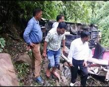 Uttarakhand: 21 pilgrims dead after bus falls into Bhagirathi river