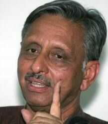Manishankar Aiyar initiates dialogue with Hurriyat leaders