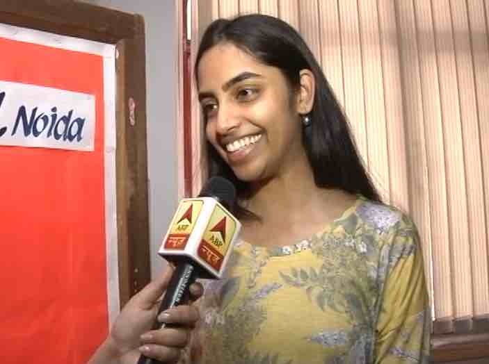 CBSE 12th Results 2017 at cbse.nic.in cbseresults.nic.in, results.gov.in, results.nic.in: Noida girl Raksha Gopal tops with 99.6 per cent marks CBSE Class 12 exams results out, Noida girl Raksha Gopal tops with 99.6 per cent