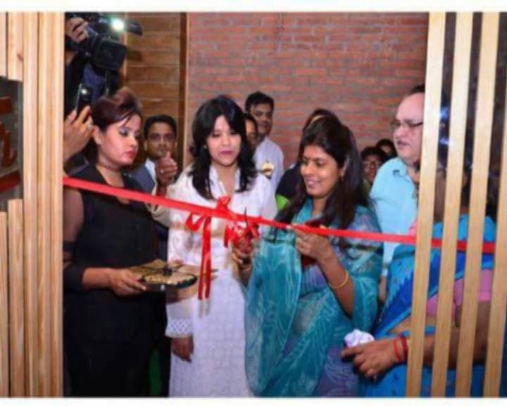 UP minister Swati Singh inaugurates beer bar in Lucknow, pictures go viral UP minister Swati Singh inaugurates beer bar in Lucknow, pictures go viral