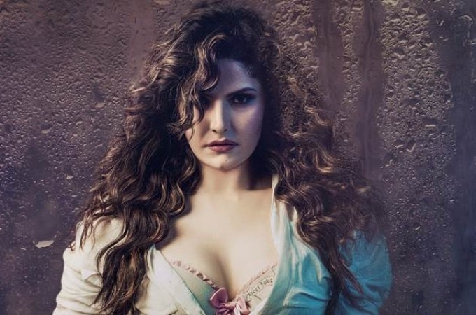 Zareen Khan to play law student in Vikram Bhatt's '1921' Zareen Khan to play law student in Vikram Bhatt's '1921'