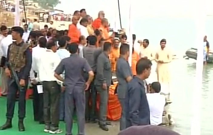 Amid chants of 'Jai Sri Ram', Yogi offers prayers at Saryu ghat in Ayodhya