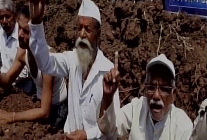 On Day 2 of farmers' strike, shortages pinch Maharashtra