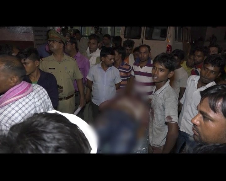 Agra: BJP leader murdered, villagers thrash accused to death Agra: BJP leader murdered, villagers thrash accused to death