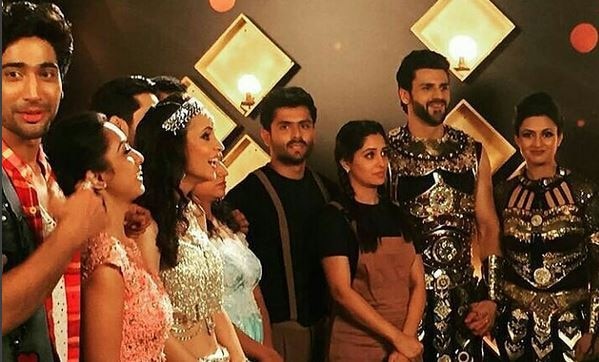 NACH BALIYE 8 gets its TOP 4 Finalists as this TV jodi gets ELIMINATED NACH BALIYE 8 gets its TOP 4 Finalists as this TV jodi gets ELIMINATED