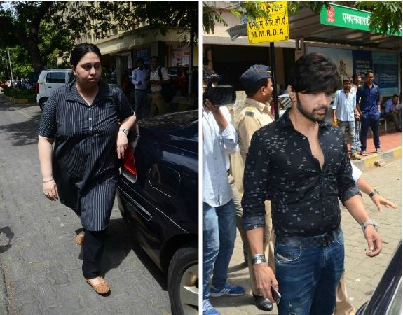 Himesh Reshammiya and wife Komal are now officially divorced Himesh Reshammiya and wife Komal are now officially divorced