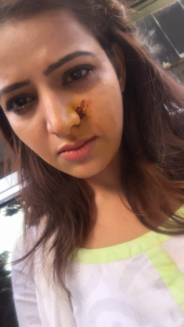 OMG! ‘Ghulaam’ Vikkas Manaktala HITS co-actress Sareeka Dhillon