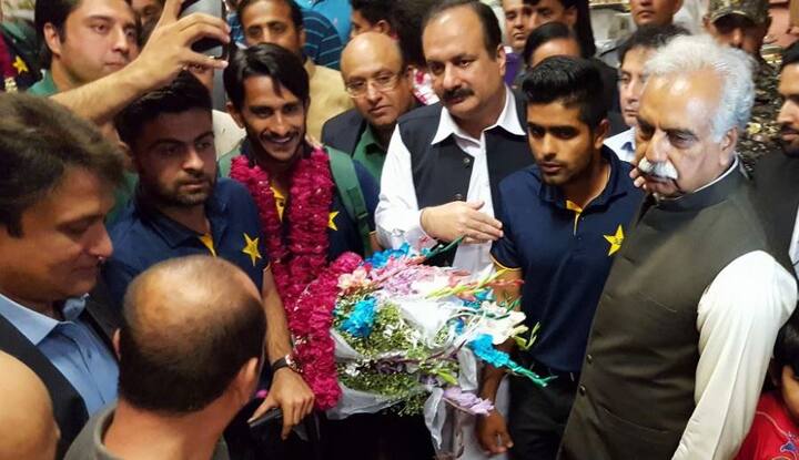 Pakistan cricketer were welcomed as heroes by huge crowd gatherings. (Photo: Facebook)