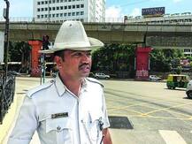 Bengaluru: 2 traffic cops pass President test