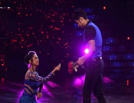 NachBaliye8: Abigail Pande and Sanam Johar get engaged on the sets of the show NachBaliye8: Abigail Pande and Sanam Johar get engaged on the sets of the show