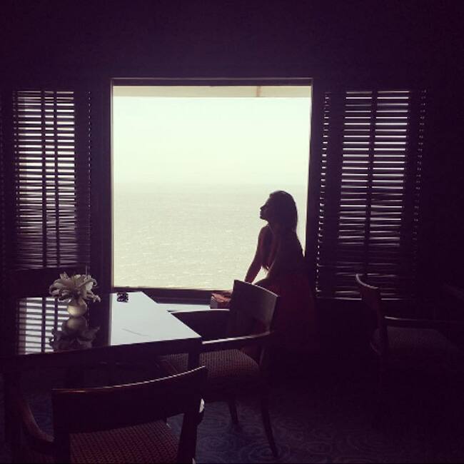 Mouni Roy looks stunning in this pose. PIC/Instagram