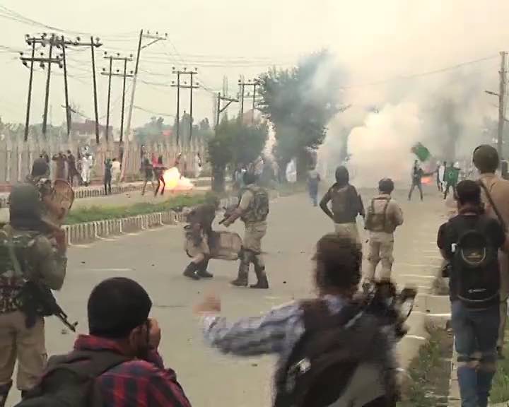 Protesters clash with security forces in Kashmir after prayers on Eid day