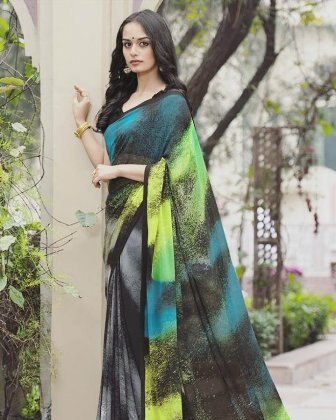 Manushi looks ravishing in saree.
