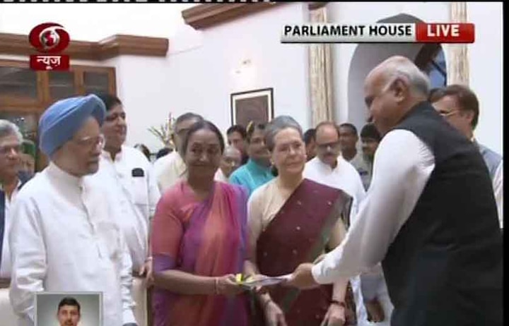 Battle officially begins: Opposition Presidential candidate Meira Kumar files her nomination Battle officially begins: Opposition Presidential candidate Meira Kumar files her nomination