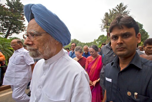 Politician Mr Hyde prevails over Dr Singh Politician Mr Hyde prevails over Dr Singh Politician Mr Hyde prevails over Dr Singh