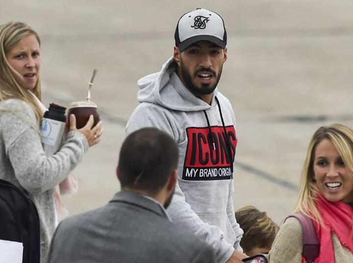 Showbiz and football stars will attend their wedding in the couple's hometown of Rosario. (Photo: AFP)