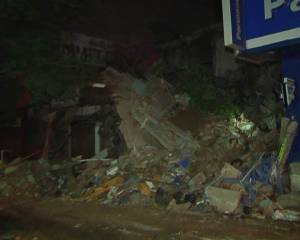 Delhi: Building collapses in Laxmi Nagar area, rescue operation underway