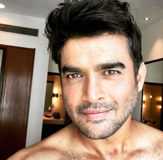 R Madhavan shares post shower selfie and ladies are going weak in their knees R Madhavan shares post shower selfie and ladies are going weak in their knees