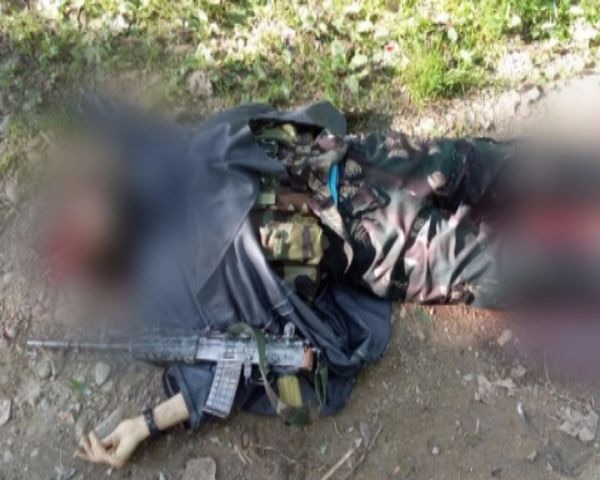 Pulwama: 2 Hizbul terrorists gunned down by security officials, 1 still holed up Pulwama: 2 Hizbul terrorists gunned down by security officials, 1 still holed up