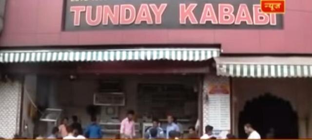Viral Sach: Is Lucknow's Tunday Kababi serving dog meat in its kababs? Viral Sach: Is Lucknow's Tunday Kababi serving dog meat in its kababs?