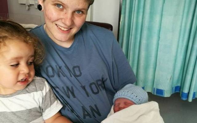 Britain's first transgender man gives birth to baby girl Britain's first transgender man gives birth to baby girl