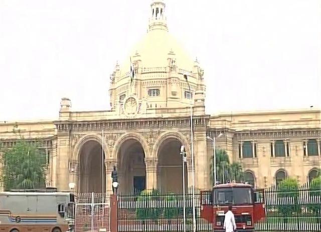 Lucknow: After recovery of explosive powder PETN, security beefed up at UP Assembly Lucknow: After recovery of explosive powder PETN, security beefed up at UP Assembly