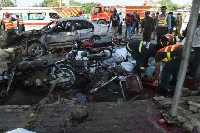 Lahore: 22 dead, over 30 injured in suicide attack Lahore: 22 dead, over 30 injured in suicide attack