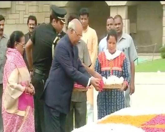 Before the ceremony, Kovind visited Rajghat where he paid tribute to the Father of the Nation, Mahatma Gandhi