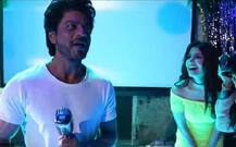 SRK, Anushka go crazy in BTS video of \'Beech Beech Mein\'