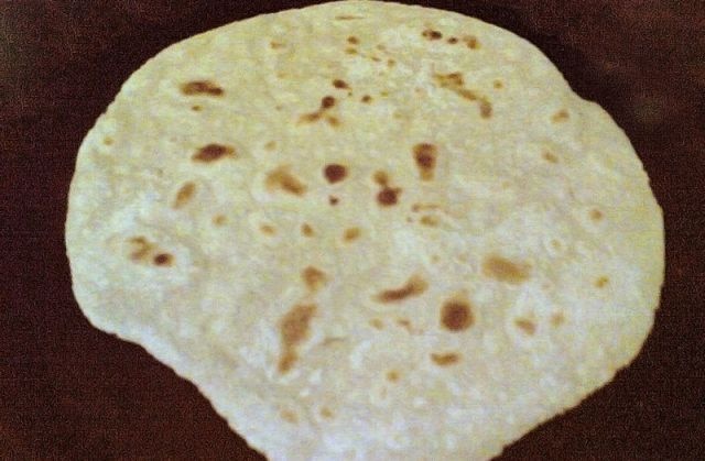 Delhi: Man kills pregnant wife for not making round chapatis Delhi: Man kills pregnant wife for not making round chapatis