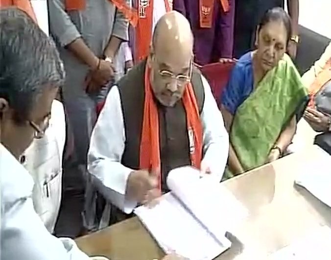 Gujarat: Amit Shah, Smriti Irani file nomination for Rajya Sabha elections  Gujarat: Amit Shah, Smriti Irani file nomination for Rajya Sabha elections