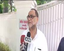 Amit Shah in Lucknow: 3 SP MLCs, 1 BSP MLC resign; Akhilesh Yadav terms it \