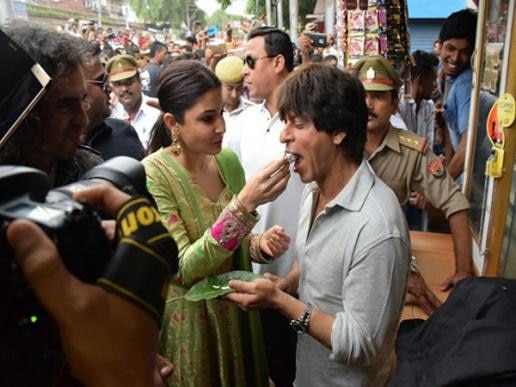 Whoa! Shah Rukh Khan now has a 'Banarasi paan' named after him
