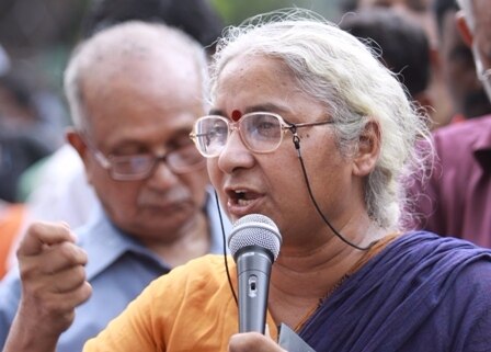 Activist claims Patkar 'detained' in hospital, govt denies Activist claims Patkar 'detained' in hospital, govt denies