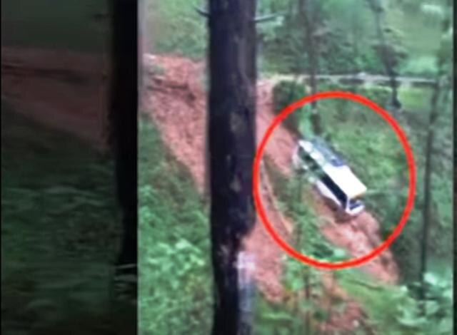 Caught on camera: Bus slides into gorge in Uttarakhand's Bageshwar district Caught on camera: Bus slides into gorge in Uttarakhand's Bageshwar district