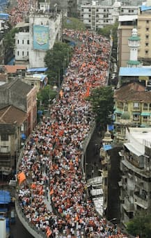 Saffron sea at Azad Maidan as Maratha kranti morcha protest reaches Mumbai
