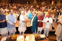 Amit Shah Felicitated At BJP Parl Board Meeting For Making Rajya Sabha Debut