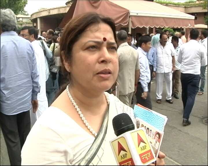 Meenakshi Lekhi, BJP MP: Now Hamid Ansari wants to be a leader of Muslims. All this while in office he never felt insecure. I always believed he was a well educated individual and a well informed bureaucrat. I feel he doesn’t read the data and facts available. His comments clearly look politically motivated. 