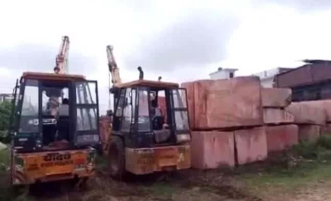 Bench would hear the initial argument of all the parties. 