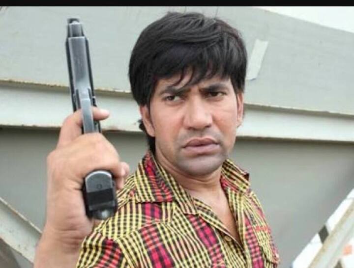 Bhojpuri actor and former Bigg Boss contestant Nirahua in drunken state allegedly misbehaved with an air-hostess on a flight to London. (FILE PIC/@NirahuaOfficial)