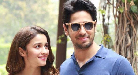 SPLITSVILLE! Have Alia Bhatt and Sidharth Malhotra ENDED their RELATIONSHIP? SPLITSVILLE! Have Alia Bhatt and Sidharth Malhotra ENDED their RELATIONSHIP?