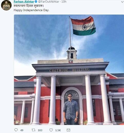 Actor Farhan Akhtar posted his picture with Indian flag to show his love and gratitude. (ABP News Image)