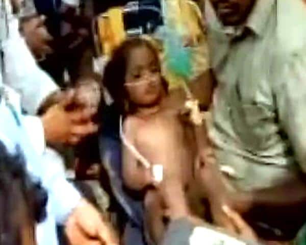 Chief Minister N. Chandrababu Naidu spoke to the district officials on phone and directed them to take all steps to rescue the child.